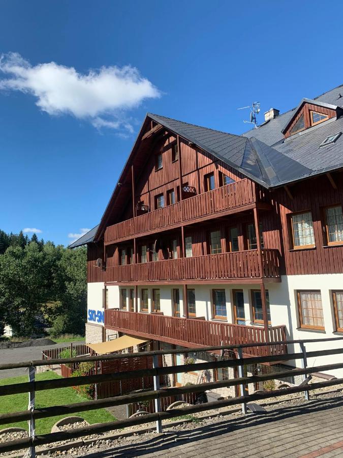 Apartment U Sjezdovky Tanvaldsky Spicak Ii. S Garazi Albrechtice v Jizerskych horach